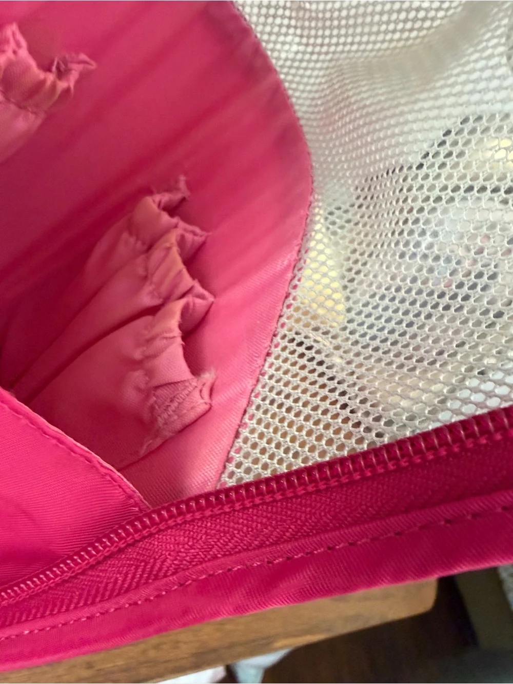 Lug Canoe Make-up brush travel case